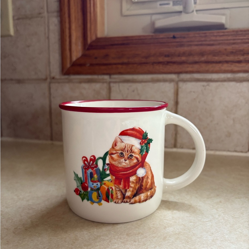 NEW Cute Christmas Cat Mug Holiday Coffee Cup Festive Kitty Cat Lover Gift